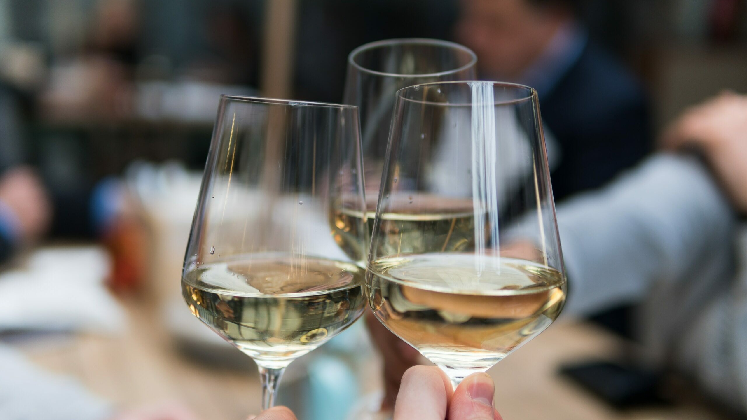 musserende vin, Musserende vin | En boblende verden av historie, farge og smak, Veien til vin